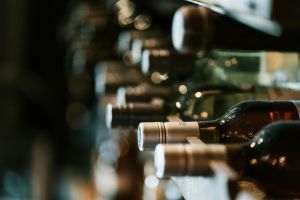 Reuters: Producţia franceză de vin se află la cele mai scăzute niveluri din ultimii 30 de ani